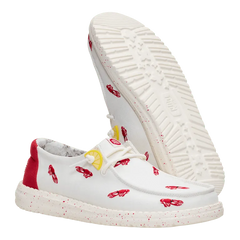 Wendy Embroidered Crawfish