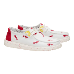 Wendy Embroidered Crawfish